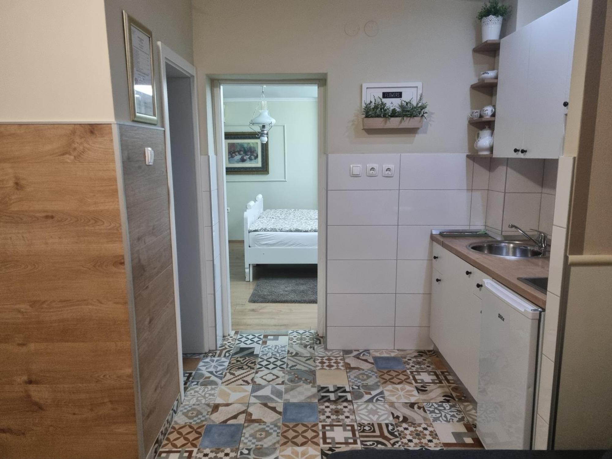 Villa Lucia - Apartments&Rooms Slavonski Brod Exterior foto